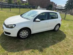 Weiß Gebraucht 2010 VW Golf VI Kleinwagen | 6.450 € (Fairer Preis)