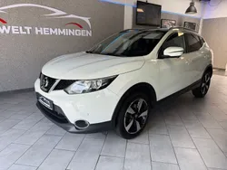 Super white Gebraucht 2017 Nissan Qashqai N-Connecta SUV | 11.900 € (Guter Preis)