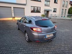 Grau Gebraucht 2009 Renault Mégane GrandTour Dynamique Kombi | 4.900 € (Fairer Preis)