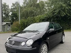 Schwarz Gebraucht 2002 VW Polo Kleinwagen | 1.600 €