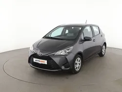 Grau Gebraucht 2020 Toyota Yaris Comfort Limousine | 12.190 € (Fairer Preis)
