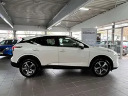 Grau Gebraucht 2023 Nissan Qashqai 360º SUV | 26.200 € (Guter Preis)