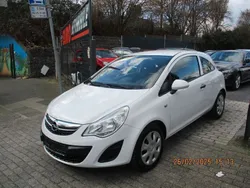 Weiß Gebraucht 2013 Opel Corsa Selection Kleinwagen | 2.450 € (Fairer Preis)