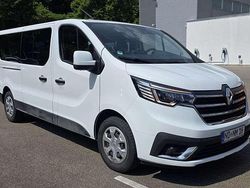 Weiß Gebraucht 2022 Renault Trafic Life Van / Kleinbus | 32.000 € (Fairer Preis)