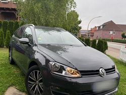 Grau Gebraucht 2016 VW Golf VII Allstar Kombi | 10.299 € (Guter Preis)