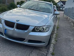 Silber Gebraucht 2007 BMW 325 Kombi | 4.100 €