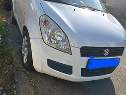 Weiß Gebraucht 2011 Suzuki Splash Kleinwagen | 2.850 € (Fairer Preis)