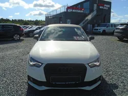 Weiß Gebraucht 2011 Audi A1 S-Line Kleinwagen | 8.950 € (Guter Preis)