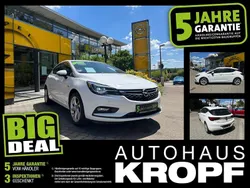 Weiß Gebraucht 2017 Opel Astra Dynamic Limousine | 10.580 € (Fairer Preis)