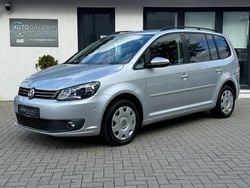 Silber Gebraucht 2015 VW Touran Van / Kleinbus | 12.980 € (Guter Preis)