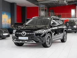 Kosmosschwarz metalliclack Gebraucht 2022 Mercedes GLA220 Business SUV | 38.980 € (Guter Preis)