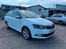 Weiß Gebraucht 2016 Skoda Fabia Ambition Kleinwagen | 11.995 € (Etwas zu teuer)