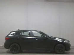Schwarz Gebraucht 2020 BMW 118 Advantage Kleinwagen | 15.780 € (Guter Preis)