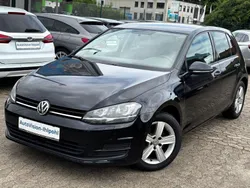Schwarz Gebraucht 2014 VW Golf VII Comfortline Limousine | 8.490 € (Guter Preis)