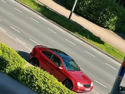 Rot Gebraucht 2001 Mercedes C200 Coupé | 1.850 €