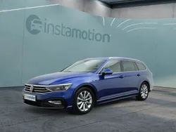 Blau Gebraucht 2024 VW Passat IQ Drive Kombi | 35.248 € (Fairer Preis)