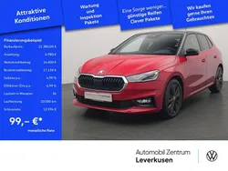 Schwarz / velvet rot (metallic) Gebraucht 2022 Skoda Fabia Style Kleinwagen | 21.380 € (Fairer Preis)