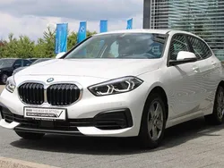 Mineralweiss metallic Gebraucht 2024 BMW 116 Advantage Kleinwagen | 22.480 € (Guter Preis)