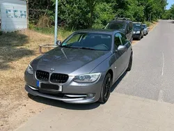 Grau Gebraucht 2012 BMW 320 Coupé | 13.950 € (Teuer)