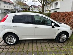 Weiß Gebraucht 2009 Fiat Grande Punto Active Kleinwagen | 1.600 € (Fairer Preis)