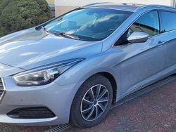 Grau Gebraucht 2019 Hyundai i40 Kombi | 12.500 € (Guter Preis)