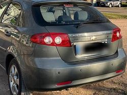 Grau Gebraucht 2010 Chevrolet Lacetti Limousine | 2.850 €