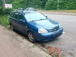 Blau Gebraucht 2008 Volvo V40 Kombi | 600 €