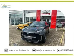 Schwarz Gebraucht 2023 Toyota Yaris Cross Team SUV | 27.490 € (Fairer Preis)