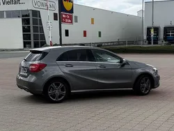 Grau Gebraucht 2013 Mercedes A180 Urban Limousine | 9.999 € (Guter Preis)