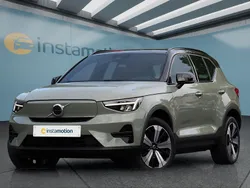 Grün Gebraucht 2022 Volvo XC40 SUV | 28.699 € (Guter Preis)