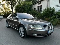 Braun Gebraucht 2009 VW Phaeton Limousine | 9.000 €