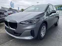 Skyscraper grau metallic Neu 2025 BMW 225 Limousine | 46.498 €