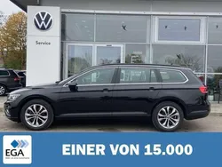 Schwarz metallic Gebraucht 2022 VW Passat Business Kombi | 31.120 € (Etwas zu teuer)