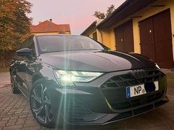 Grau Gebraucht 2024 Audi A3 Sportback S-Line Limousine | 35.700 € (Guter Preis)