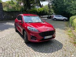 Rot Gebraucht 2020 Ford Kuga ST-Line X SUV | 17.500 € (Guter Preis)