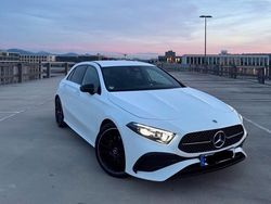 Weiß Gebraucht 2023 Mercedes A200 AMG line Limousine | 29.999 € (Fairer Preis)