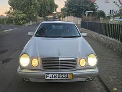 Silber Gebraucht 1998 Mercedes E280 Avantgarde Limousine | 3.250 € (Superpreis)