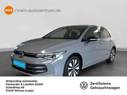 Mondsteingrau Gebraucht 2024 VW Golf VIII Goal Limousine | 25.970 € (Guter Preis)