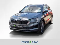 Graphitegrau metallic Gebraucht 2022 Skoda Karoq Style SUV | 21.999 € (Fairer Preis)