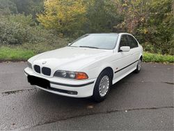 Weiß Gebraucht 1997 BMW 525 Limousine | 6.750 €