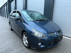 Grün Gebraucht 2007 Mitsubishi Grandis Van / Kleinbus | 2.000 €
