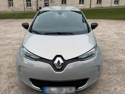 Silber Gebraucht 2017 Renault Zoe Kleinwagen | 5.900 € (Fairer Preis)