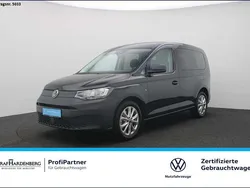 Schwarz Gebraucht 2022 VW Caddy Basis Van / Kleinbus | 22.880 € (Guter Preis)