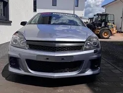 Silber Gebraucht 2005 Opel Astra GTC Coupé | 2.000 € (Fairer Preis)