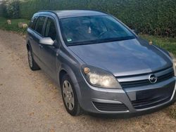 Andere farben Gebraucht 2005 Opel Astra Kombi | 1.300 € (Guter Preis)