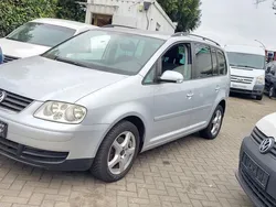 Silber Gebraucht 2003 VW Touran Trendline Van / Kleinbus | 1.995 € (Guter Preis)