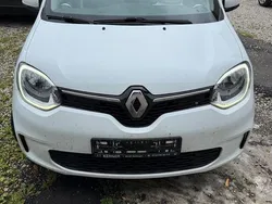 Weiß Gebraucht 2021 Renault Twingo Signature Kleinwagen | 6.400 € (Superpreis)