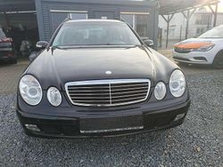 Schwarz unilack Gebraucht 2004 Mercedes E200 Kombi | 2.450 € (Superpreis)