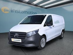 Weiß Gebraucht 2024 Mercedes Vito Van / Kleinbus | 30.699 € (Guter Preis)