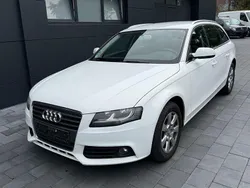 Weiß Gebraucht 2009 Audi A4 Ambiente Kombi | 3.300 € (Superpreis)